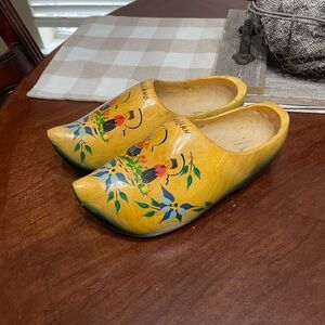 AUTHENTIC VINTAGE KLOMPEN HOLLAND WOODEN CLOGS